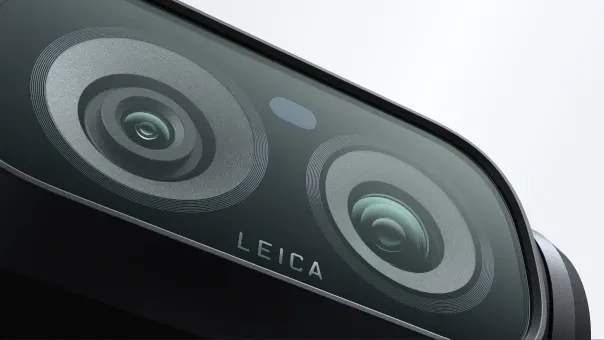 Insta360 Luna Ultra lens